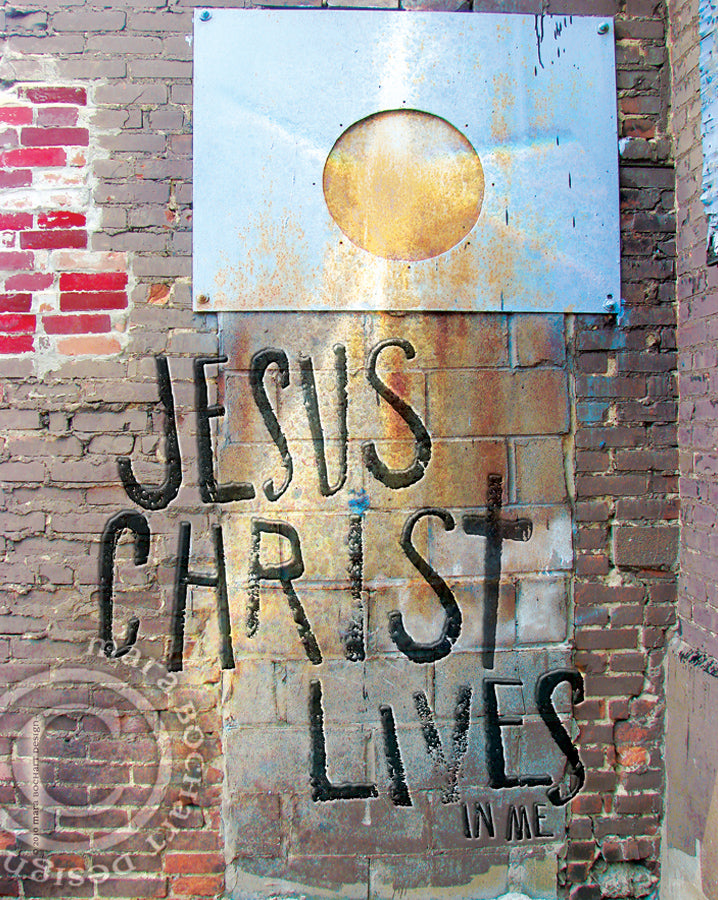 Jesus Christ Lives - premium canvas